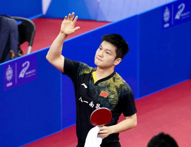 这反映出球 这反映出球